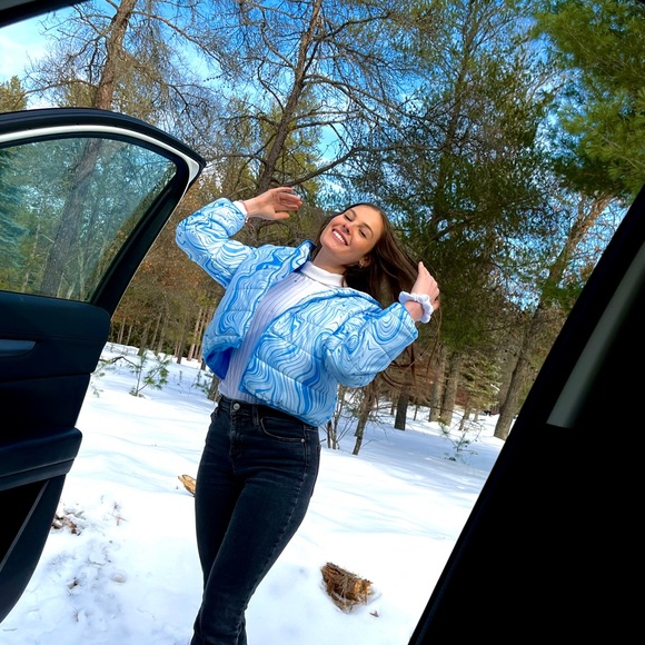 Puffer jacket! - Picture 2 of 3